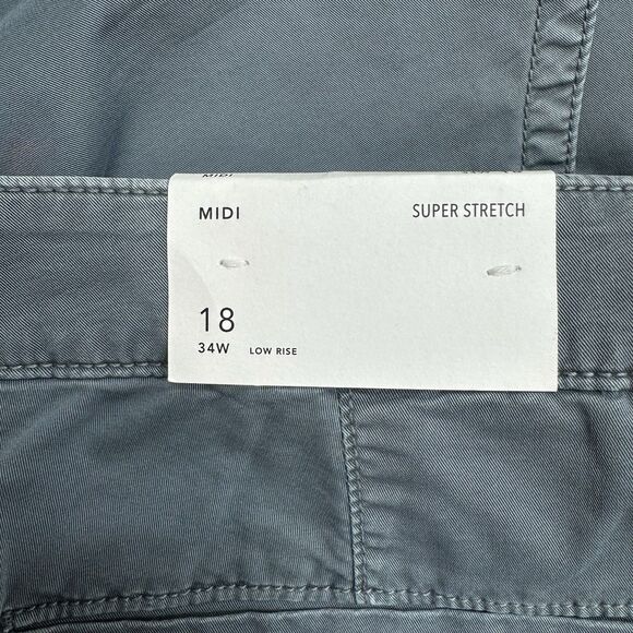 American Eagle Midi Shorts Womens 18 Green Low Rise Super Stretch Twill NEW - Picture 4 of 10